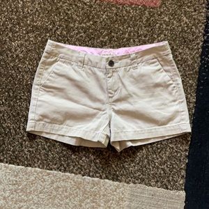 Comfortable khaki shorts